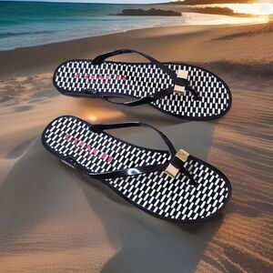 COACH Landon Thong Jelly Flip Flops Sandals Black Gold Bow Women's 10 B EUC